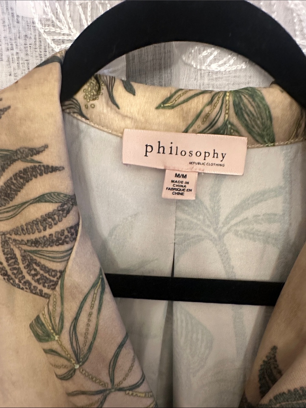Philosophy Beige Button-Front Shirt with Green Botanical Print - Picture 2 of 8